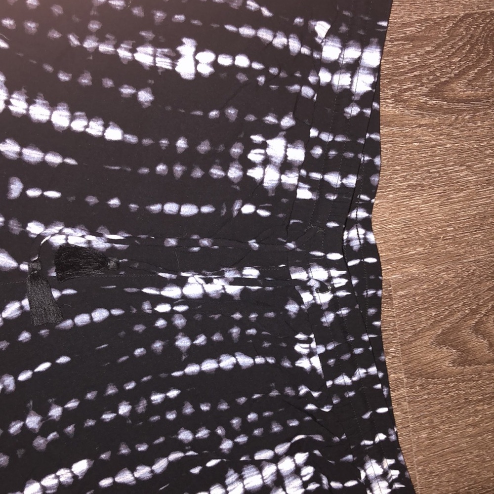Patterned Shorts - Picture 2 of 2